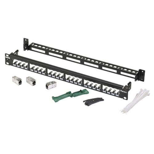 Panduit Patchpanel 482,6mm (19") 1HE,24Port,sw CP24WSBBK6TGBL