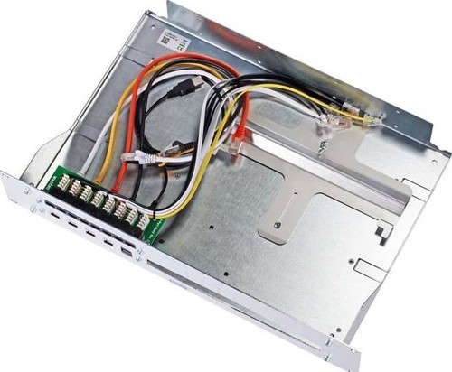 Wantec Montagewinkel 19" 2HE f.FritzBox 7590 2092