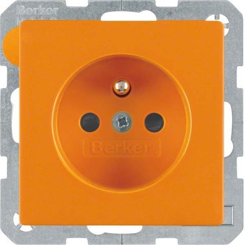 Berker Steckdose m.Schutzkontakt Q.1 or 6768766014