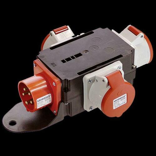 Bachmann CEE-Adapter 1xSt.16A 5p 3xDose 349.033