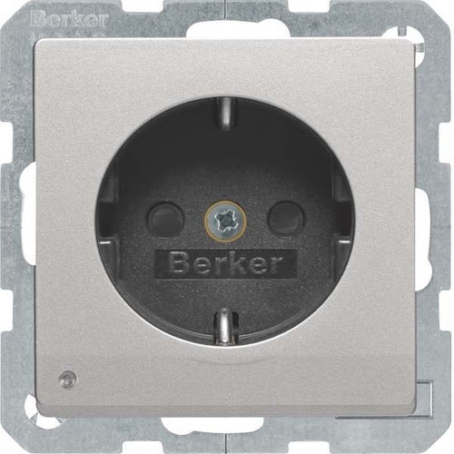 Berker SCHUKO-Steckdose alu/lack LED-Orientier.licht 41096084