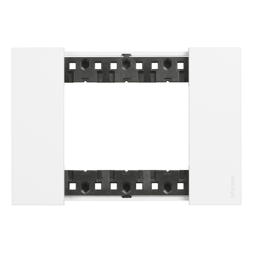 Legrand (BT) Abdeckrahmen 3-modulig KA4803KW Legrand (BT) Abdeckrahmen 3-modulig KA4803KW