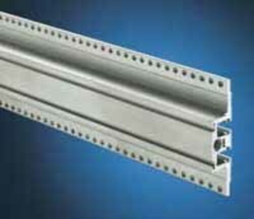 Heitec Profilschiene hinten,Mitte Vario EST-M-1 84TE 3687.602