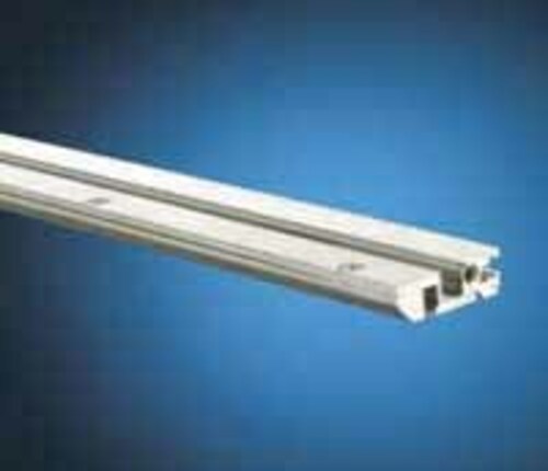 Heitec Verbindungsschiene hinten 84TE 3687.606