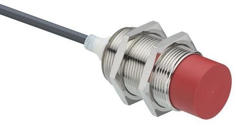 Leuze Induktiver Sensor IS D30MM/4NC-15N