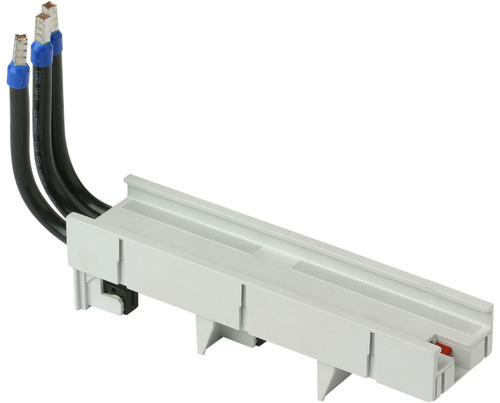 Mersen Geräteadapter Breite 45mm Anschluss 3x10mmq 1.001.073 Mersen Geräteadapter Breite 45mm Anschluss 3x10mmq 1.001.073