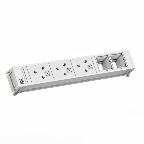 Bachmann Einbausteckdose 4xUK 45° 2xCM 916.711