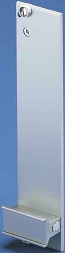 Heitec Frontplatte flach m.Griff V 3HE/8TE 3652.050