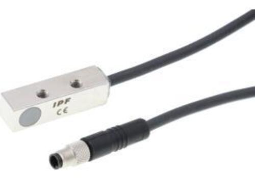 Ipf Electronic Sensor Induktiv, 28x8x8mm, bündig Sn: 2 10-30V IB090161