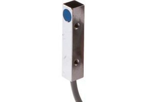 Ipf Electronic Sensor Induktiv, 40x8x8mm, bündig Sn: 3 10-30V IB090206