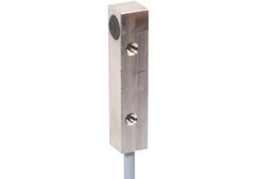 Ipf Electronic Sensor Induktiv, 40x8x8mm, bündig Sn: 2 10-30V IB09C858