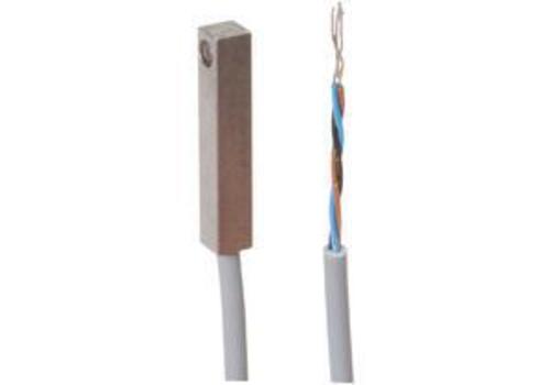 Ipf Electronic Sensor Induktiv, 22x4x4mm, bündig Sn: 0,8 IBQ40100