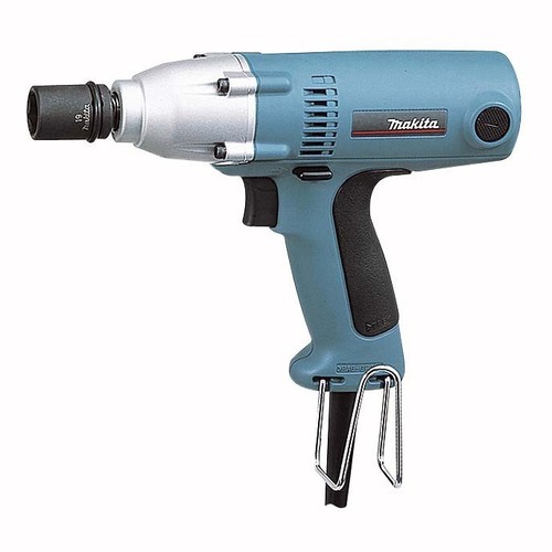 Makita Schlagschrauber 150 Nm 6953J