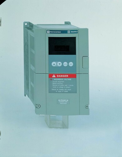 Schneider Electric PC-Modul Kabel+Adapter VW3A8106