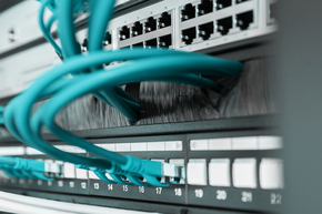 DIGITUS Kabelbürstenleiste 1HE, schwarz DN-97661