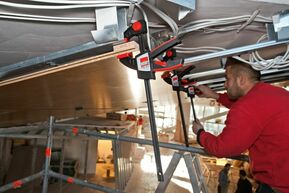 BESSEY Einhandzwinge EZS30-8