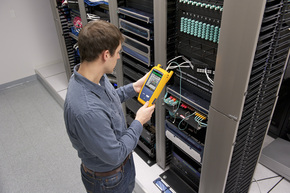 Fluke Networks OptiFiber Pro Quad OTDR+WiFi-Adapter OFP2-100-Q INT