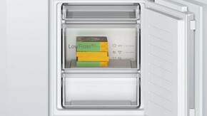 Bosch MDA EB-Kühl/Gefrierkombi Serie4 KIV86VFE1
